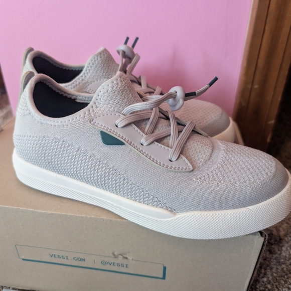 Vessi Kids Waterproof Sneakers - Gray - Picture 3 of 5